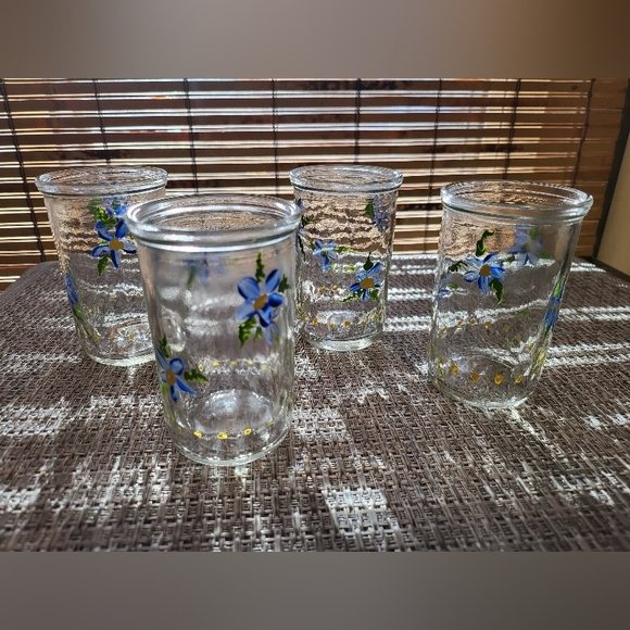 4 Vtg Handpainted Jelly Jar Juice Glasses - Picture 4 of 4